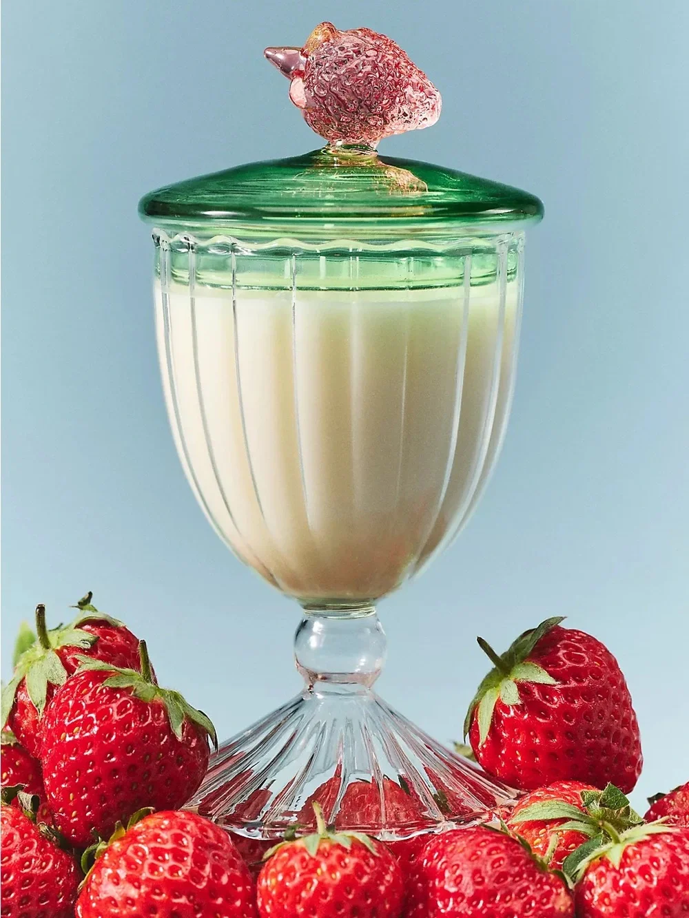 New Anthropologie Astrid Fruity Strawberry & Blonde Wood Glass Candle 5 oz